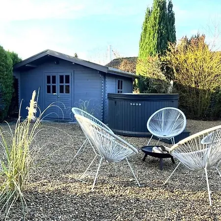 House Lexington Mit Sauna & Whirlpool Am
