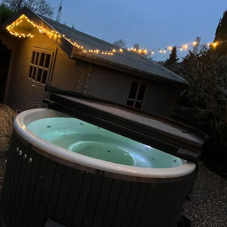 House Lexington Mit Sauna & Whirlpool Am *