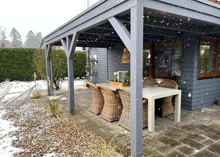 House Lexington Mit Sauna & Whirlpool Am Feriehus