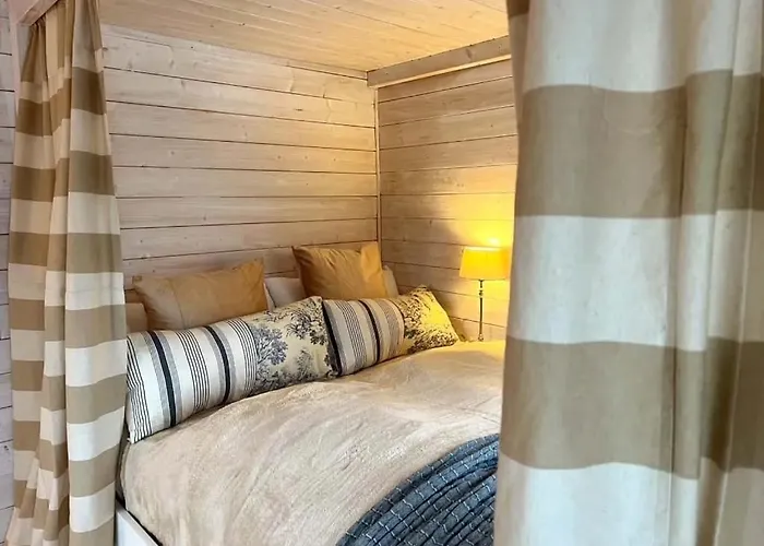 House Lexington Mit Sauna & Whirlpool Am Feriehus