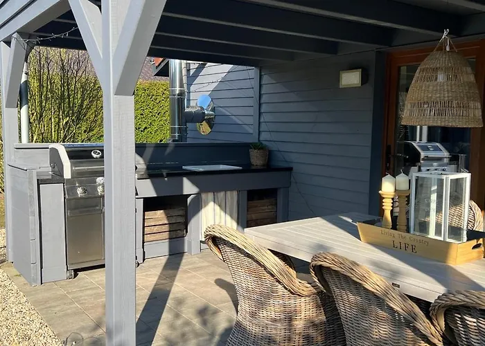 Holiday home House Lexington Mit Sauna & Whirlpool Am